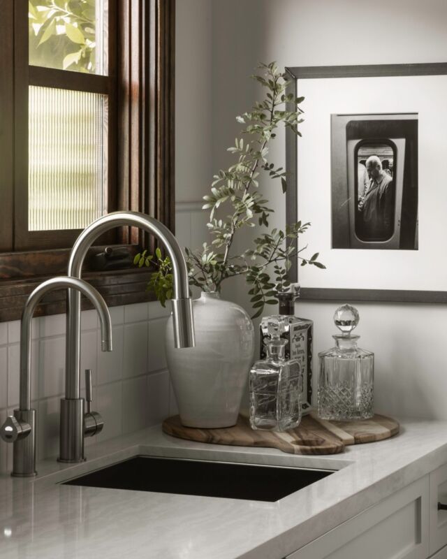 A new day. A new week. A fresh opportunity to create, grow, and embrace the beauty in the little moments — the warm morning light across natural textures, the perfectly layered details, the quiet corners that invite pause and inspiration, and the thoughtful finishes that make a house feel deeply personal and luxurious.

It’s often the smallest details that shape how a space feels and how we live within it. Wishing you a calm, inspired, and intentional start to the beautiful week ahead.

Interior Design and Build @4ptdesignbuild
Photography @public311design

If you’re ready to create meaningful little moments within your own home, we’d love to connect with you! Head to our Contact Us page (link in bio) and let's get started!

interiordesign luxuryinteriors designbuild customhomes luxuryhomes modernorganic layeredinteriors timelessdesign elevatedliving homedesign interiordetails luxurylifestyle intentionaldesign californiadesign neutralinteriors texturaldesign curatedhome bespokedesign kitchenandbath warmminimalism quietluxury housebeautiful designinspiration livableluxury interiorstyling custominteriors refinedliving beautifulhomes fourpointdesignbuild